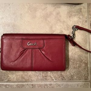 Coach wristlet brand new